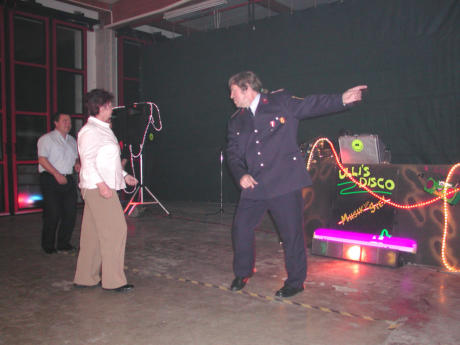 ..und wieder die Feuerwehr..